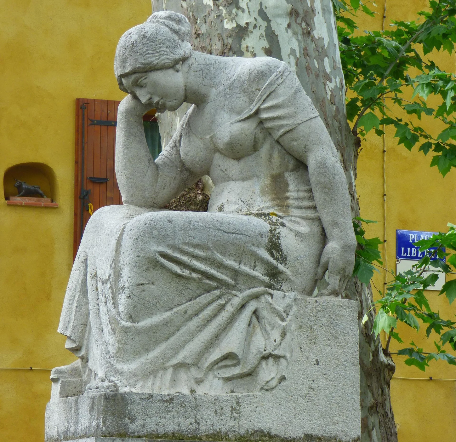 statue-ceret-b7860022